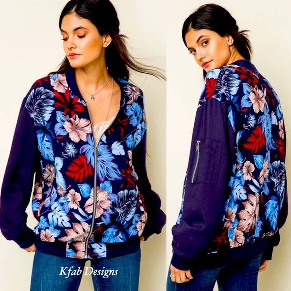 Figure Floral Bombers Banksy Brandalism X BAPE Flower Bomber